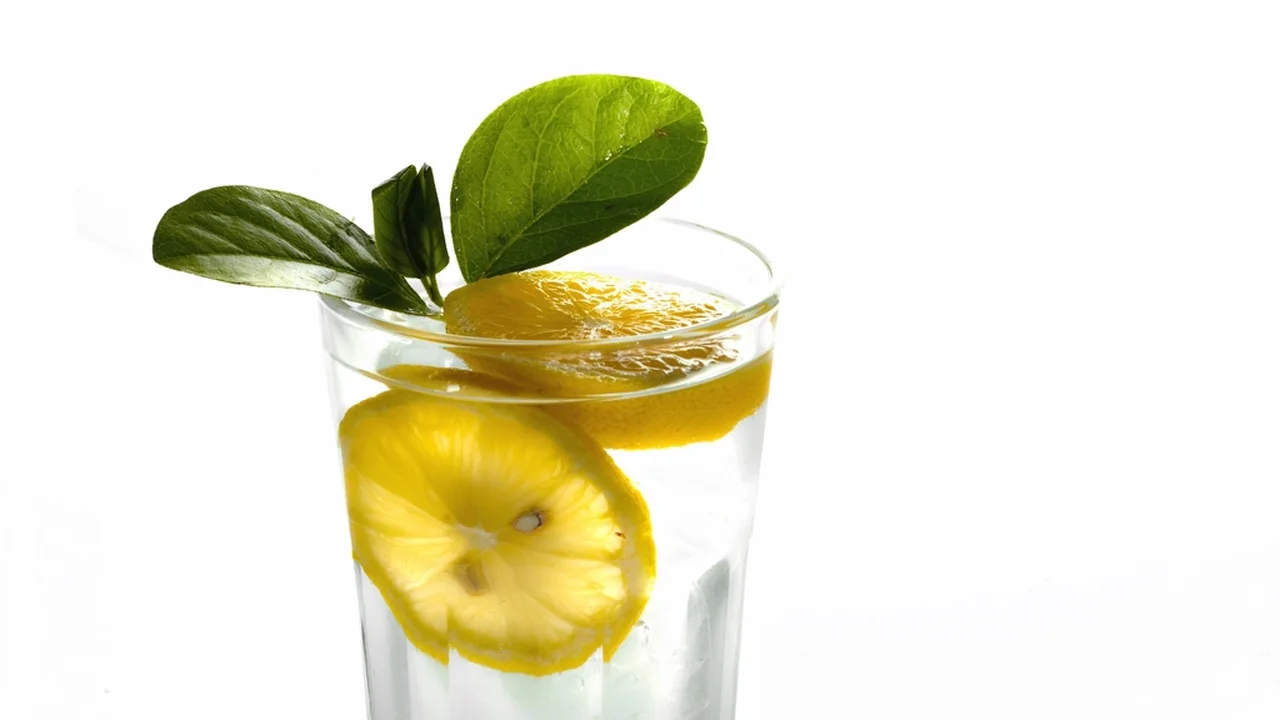 Eau citronnée : ce qu’elle peut vraiment faire