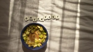 Faut-il vraiment prendre un petit-déjeuner ? Ce que dit la physiologie