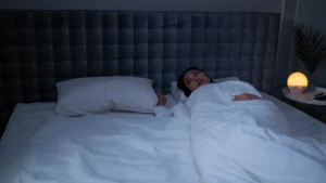 Sommeil après 40 ans : pourquoi vous vous réveillez à 3 heures du matin